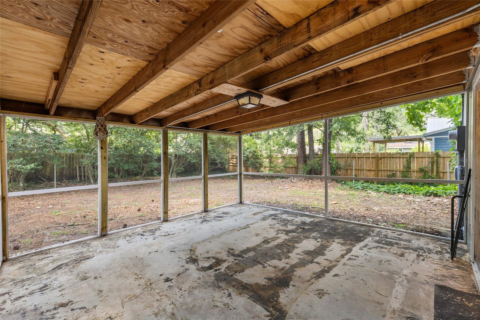 Image 15 of 23 For 2705 47th Place