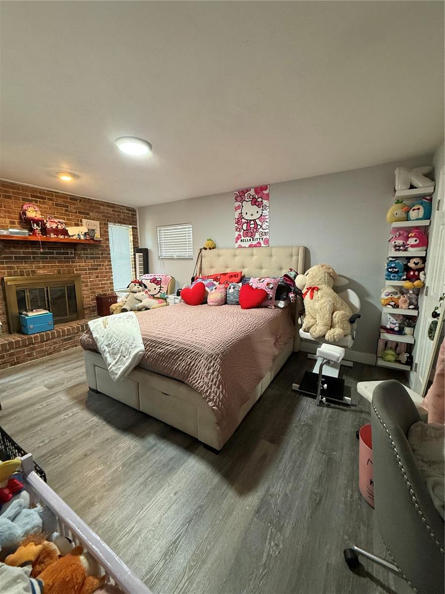 Image 10 of 12 For 1510 14 Avenue
