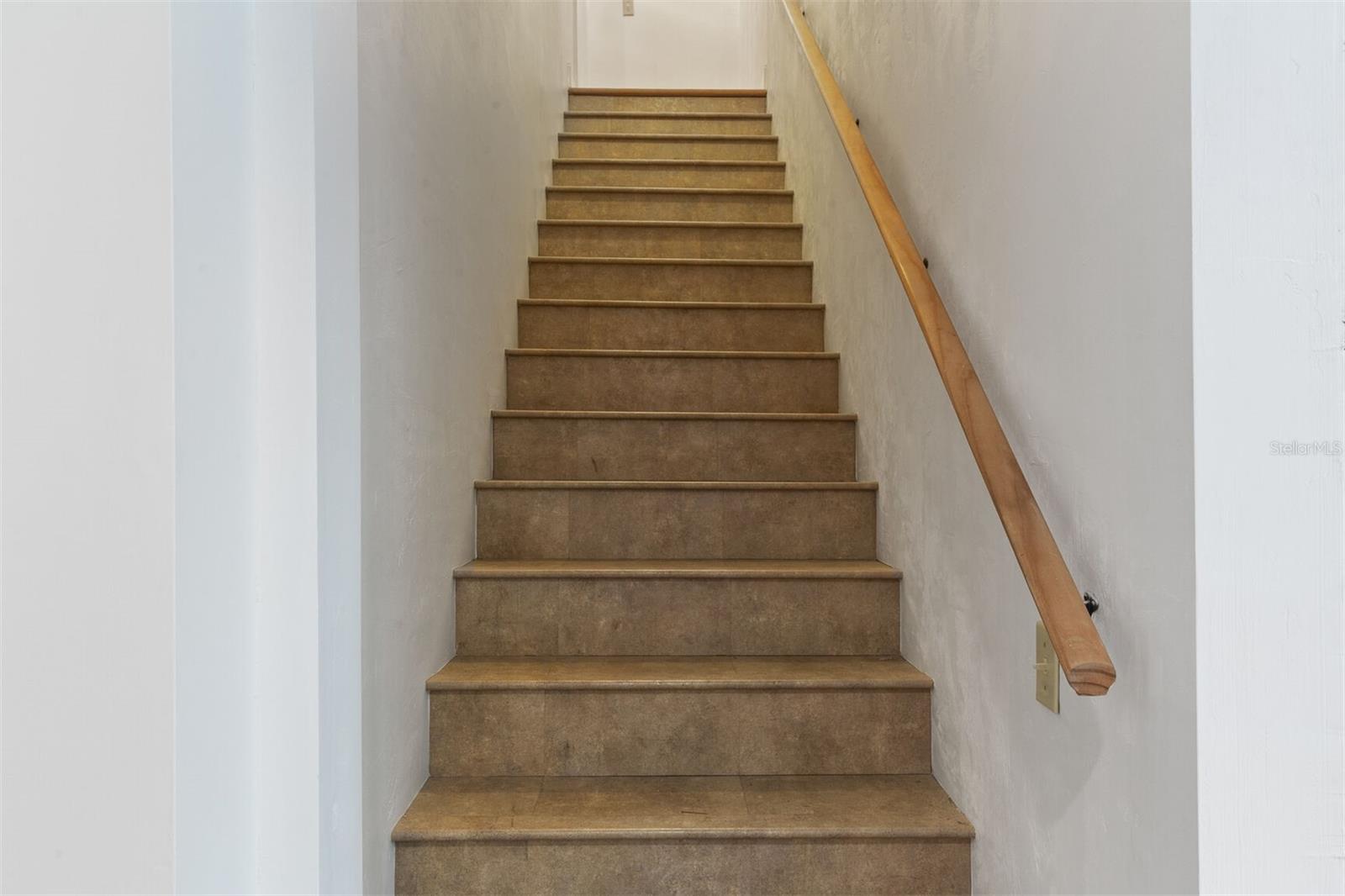 Image 25 of 69 For 2506 9th Drive