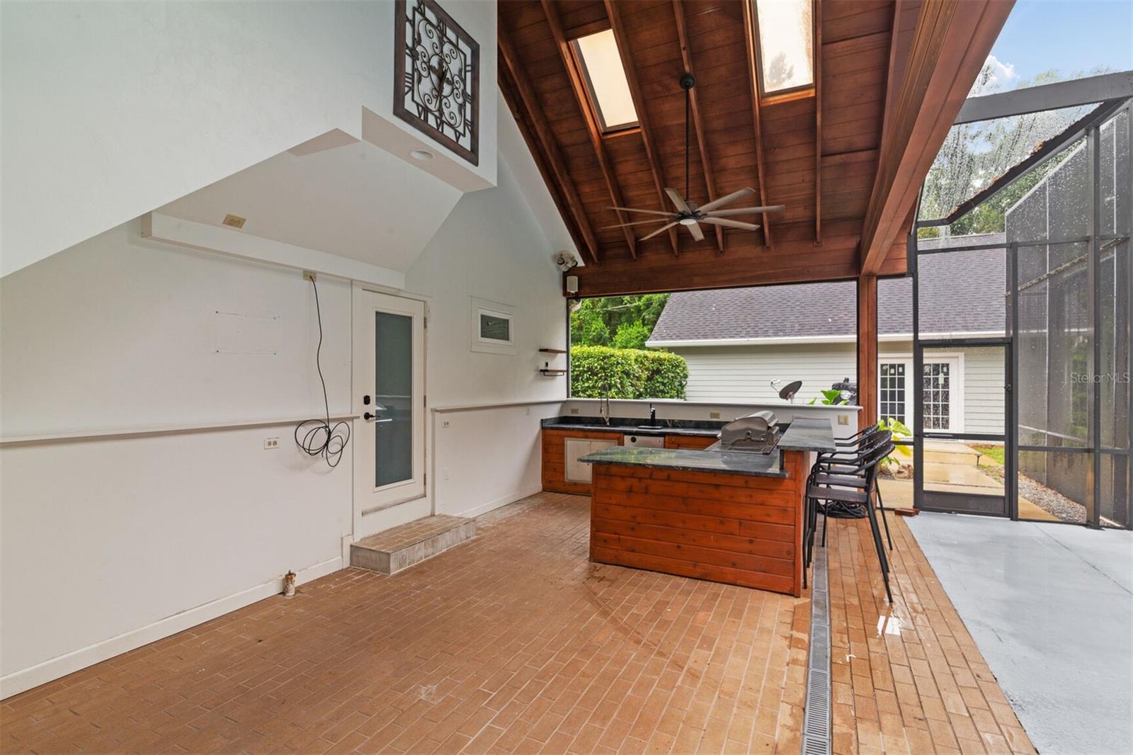 Image 28 of 69 For 2506 9th Drive