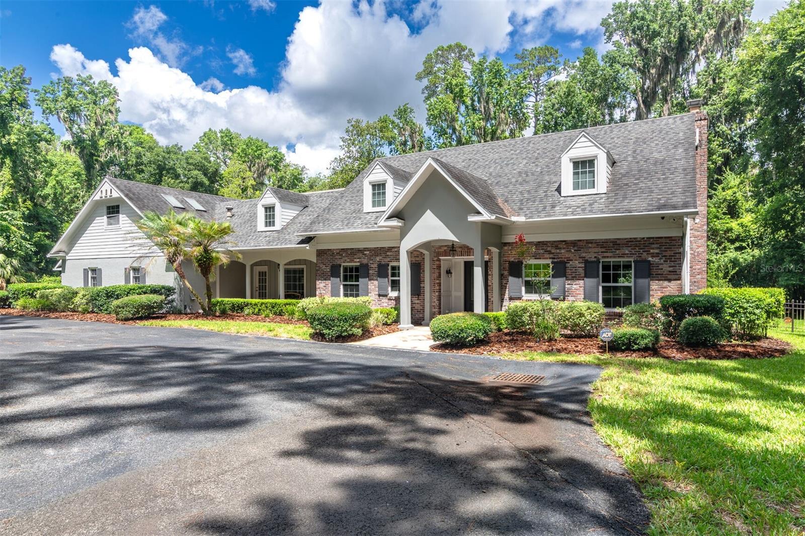 Image 3 of 69 For 2506 9th Drive