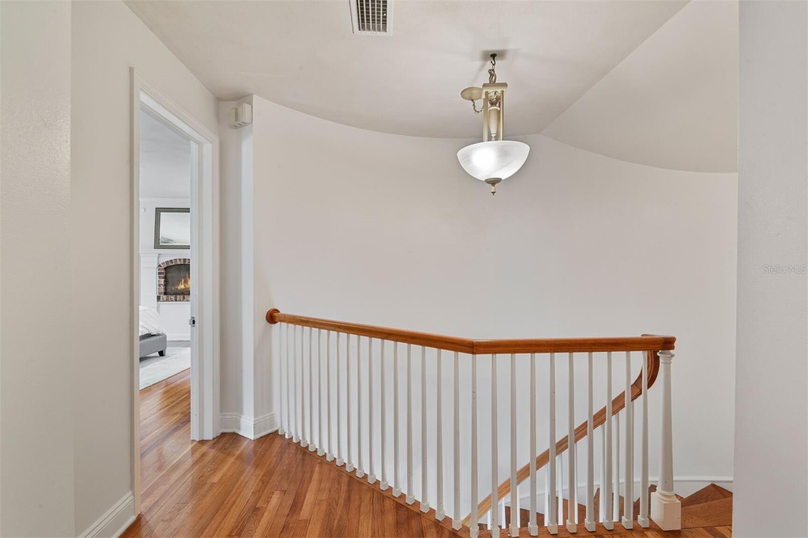 Image 32 of 69 For 2506 9th Drive