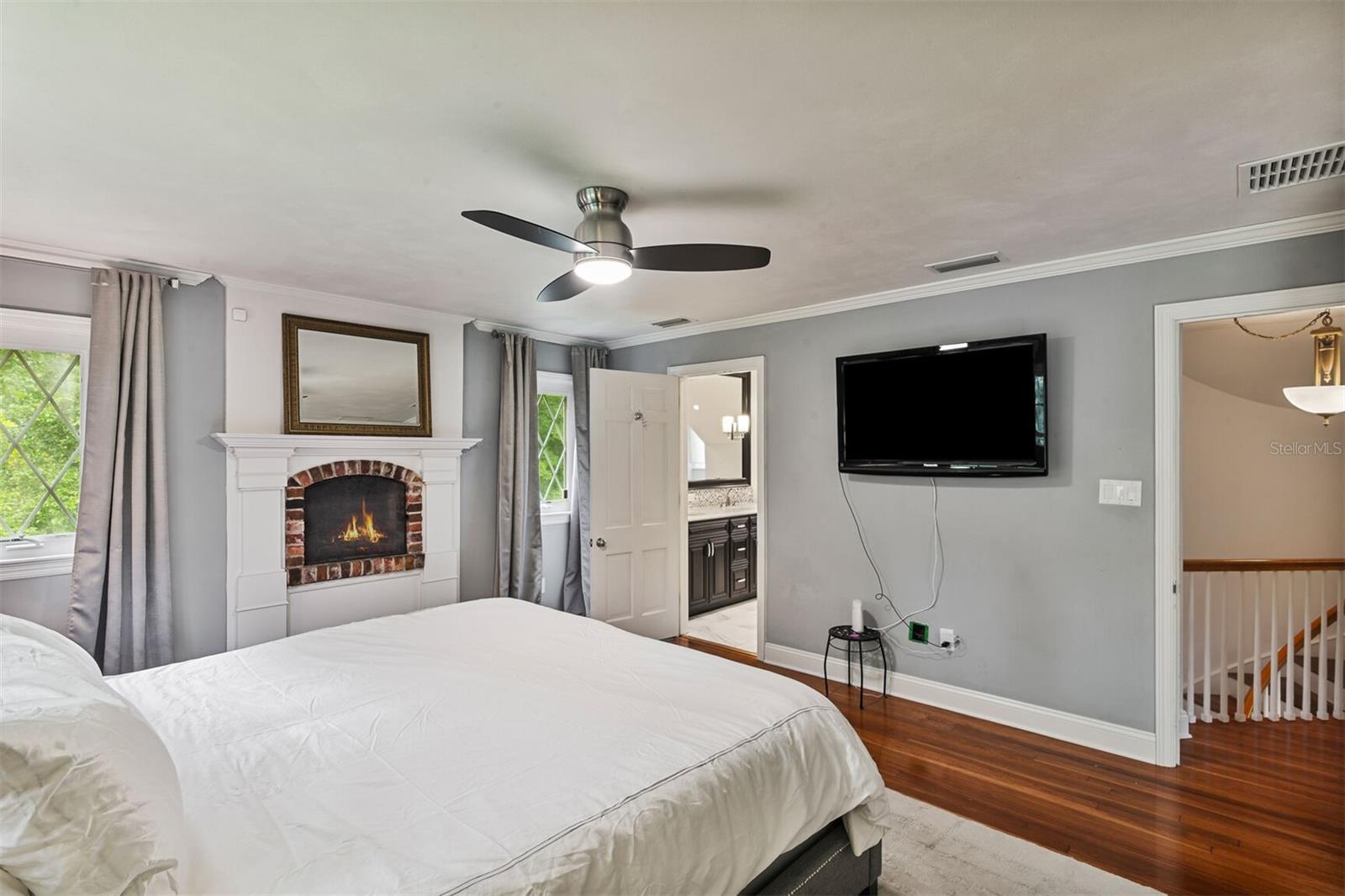Image 34 of 69 For 2506 9th Drive