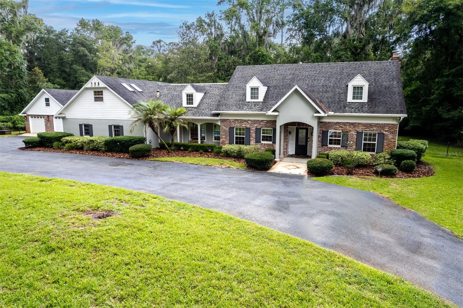 Image 5 of 69 For 2506 9th Drive