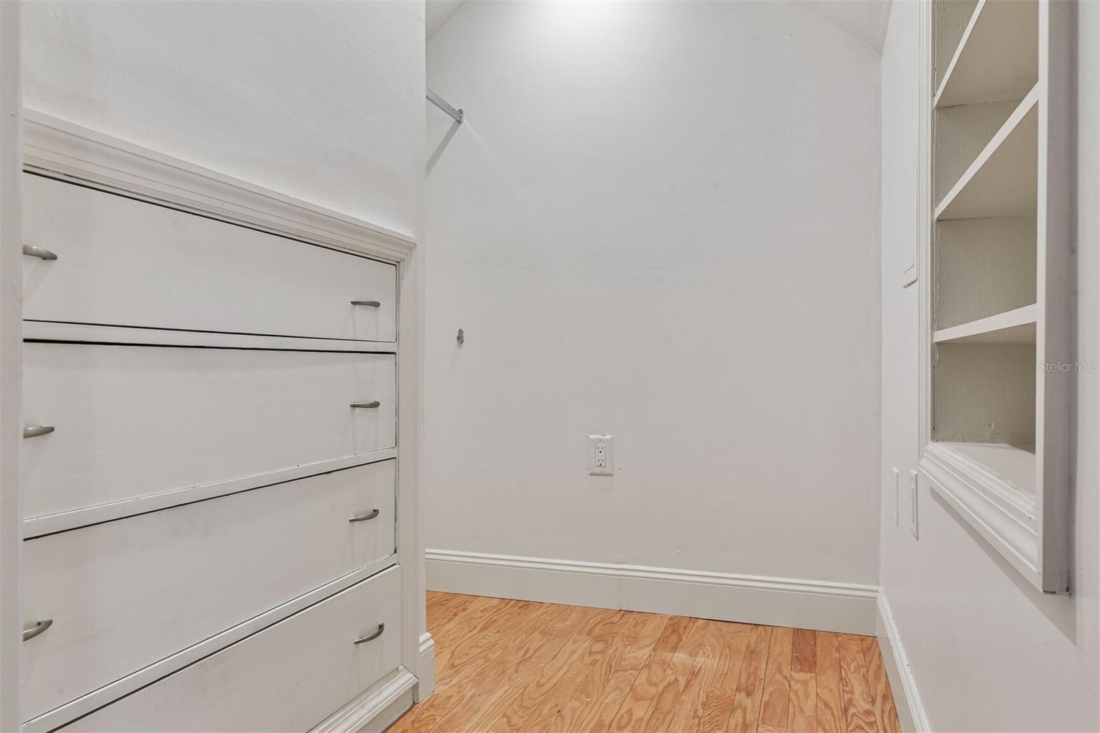 Image 51 of 69 For 2506 9th Drive