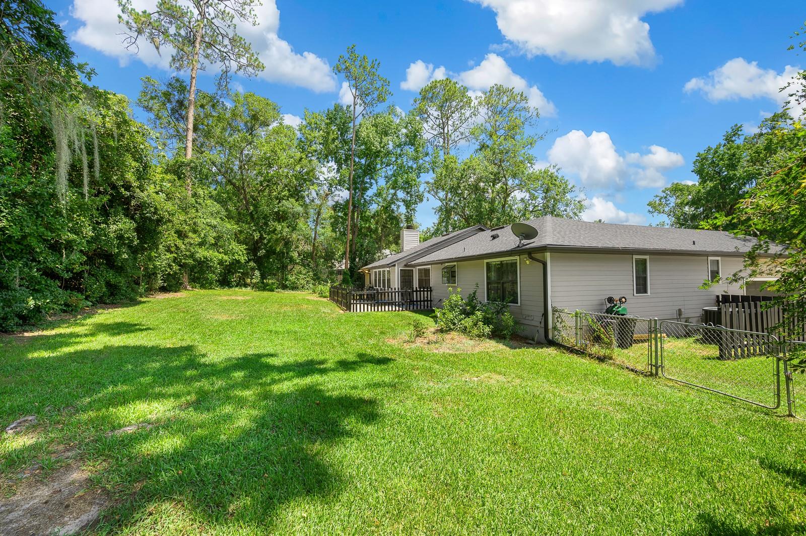 Image 40 of 51 For 5533 37th Lane