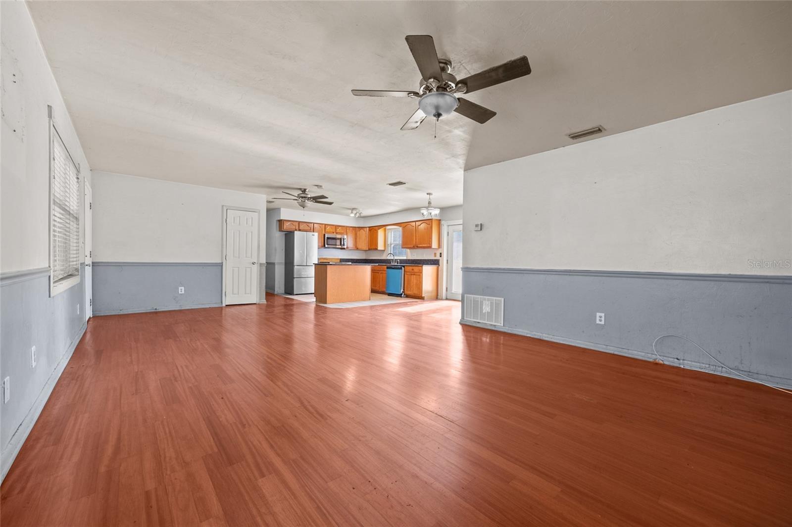 Image 5 of 26 For 12809 157th Street