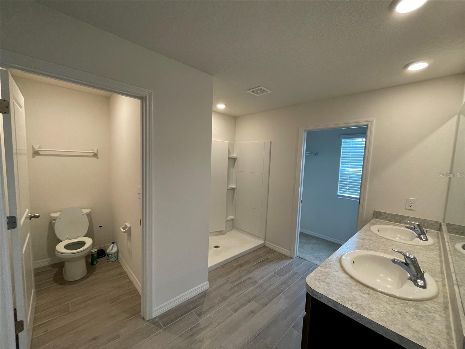 Image 17 of 35 For 6065 84th Street