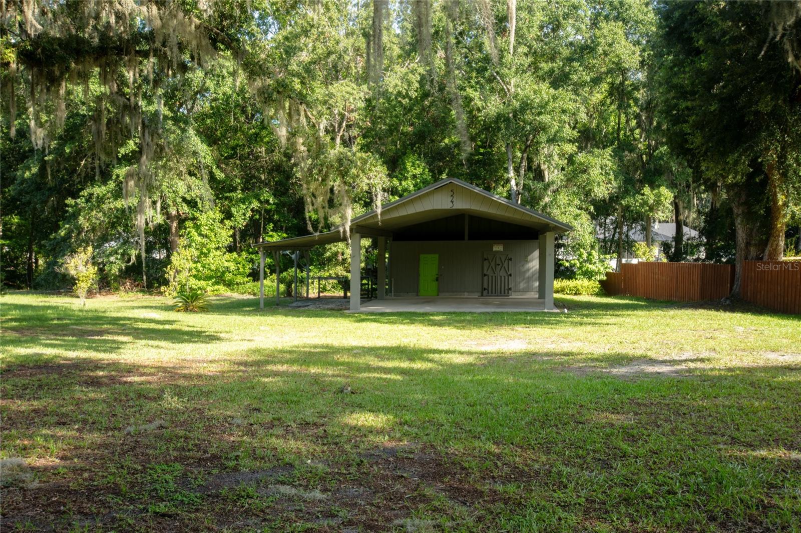 Image 2 of 19 For 523 28th Way