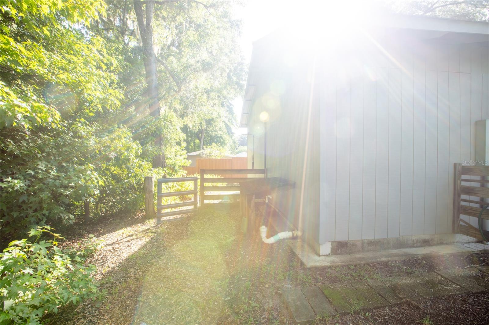 Image 8 of 19 For 523 28th Way