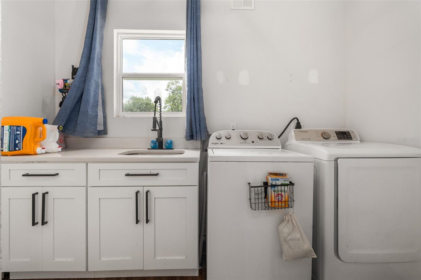 Image 18 of 44 For 15971 64th Street