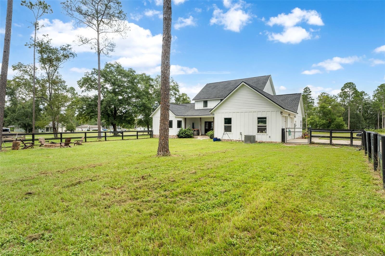 Image 31 of 44 For 15971 64th Street