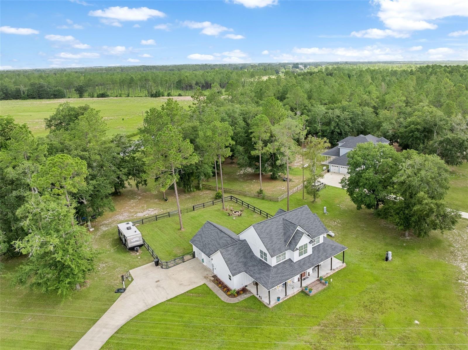Image 40 of 44 For 15971 64th Street