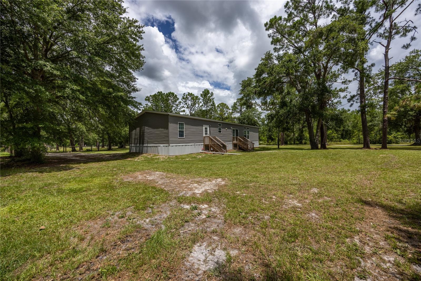 Image 10 of 59 For 127 Haven Court