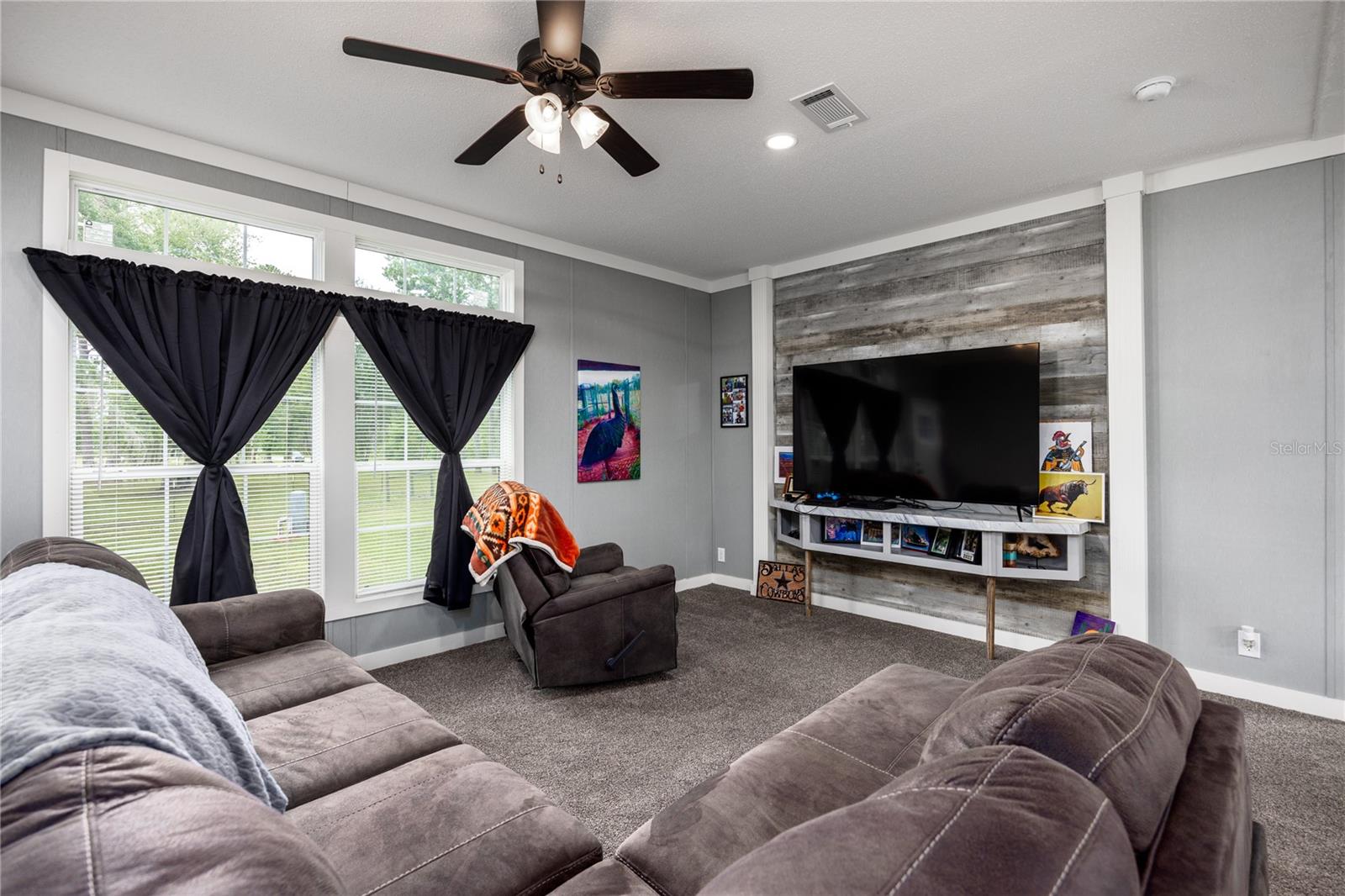 Image 14 of 59 For 127 Haven Court