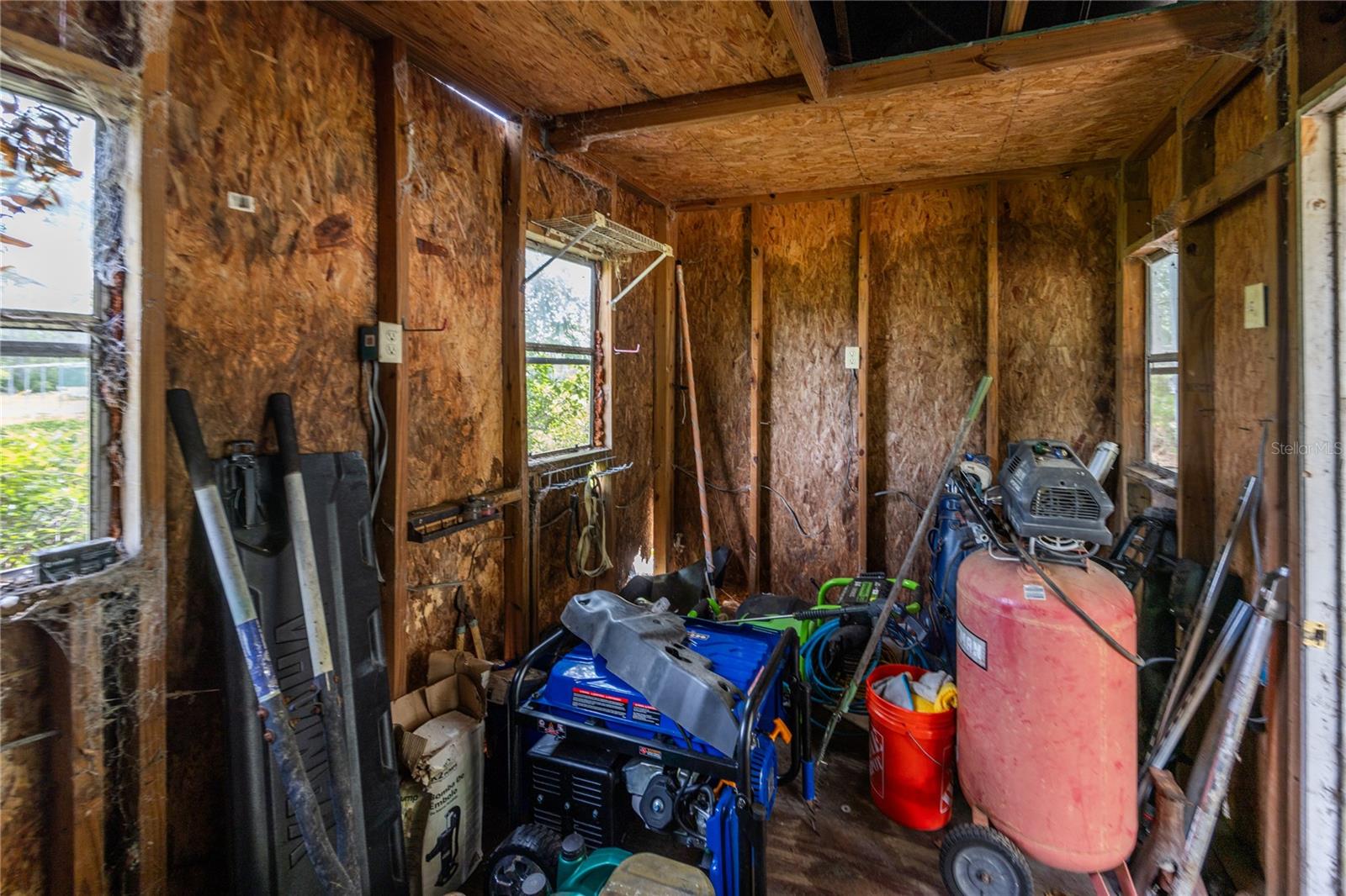 Image 47 of 59 For 127 Haven Court