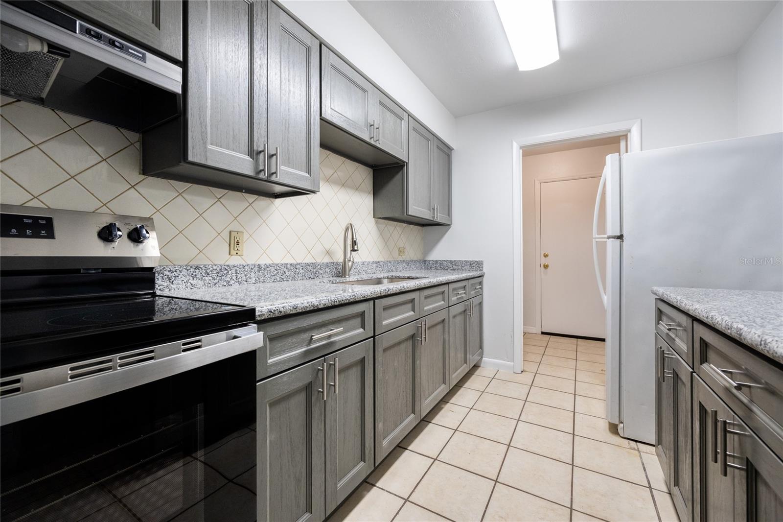 Image 7 of 15 For 5933 23rd Terrace