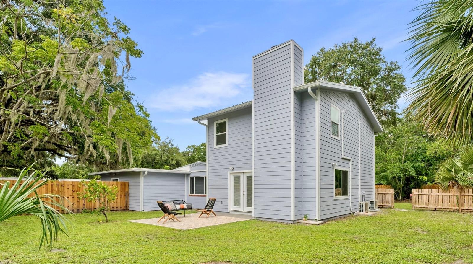 Image 2 of 30 For 1604 7th Street