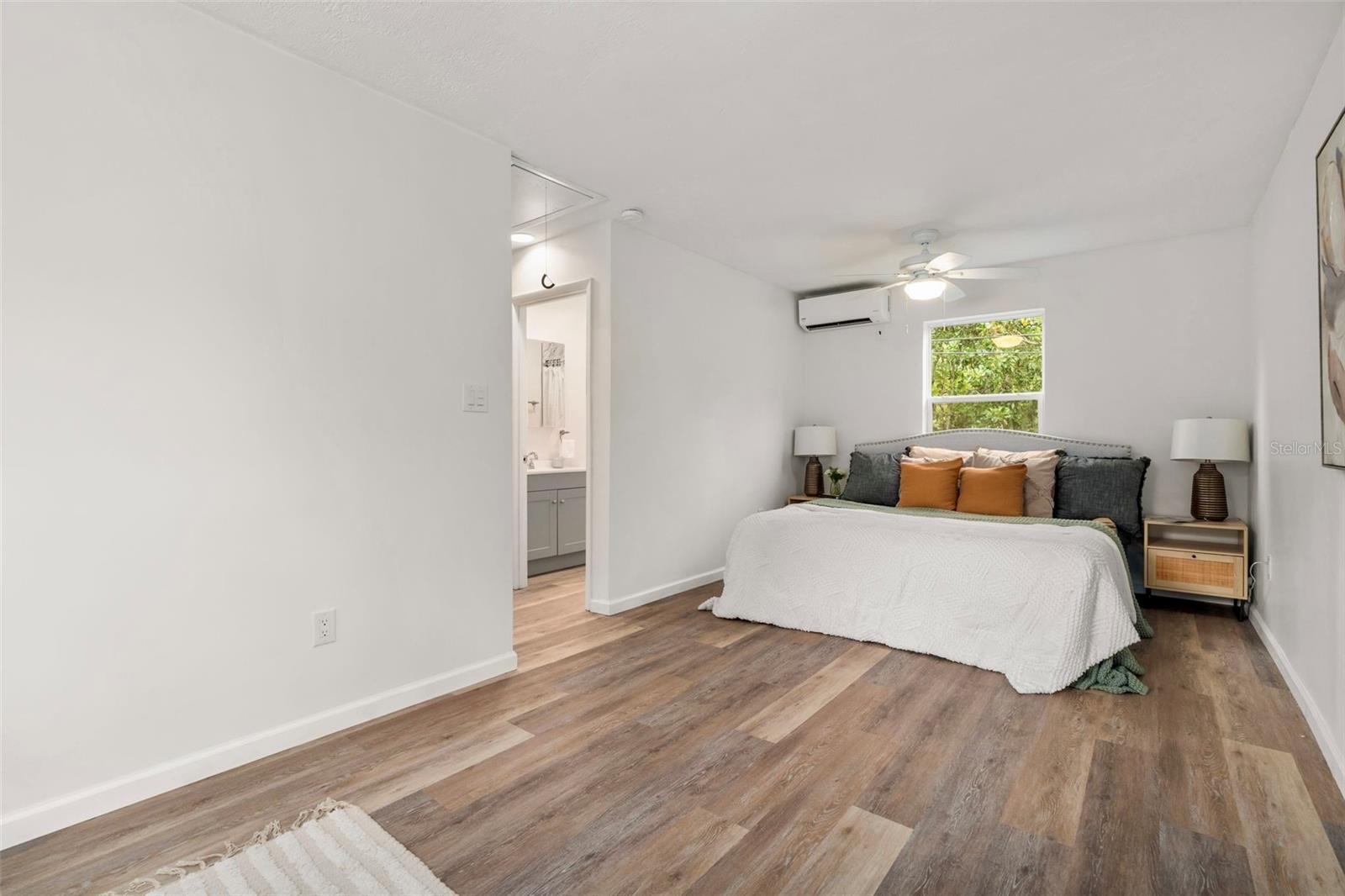 Image 21 of 30 For 1604 7th Street