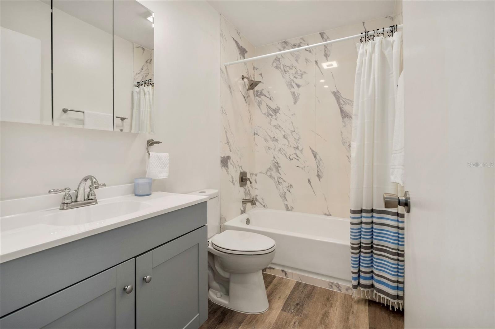 Image 22 of 30 For 1604 7th Street