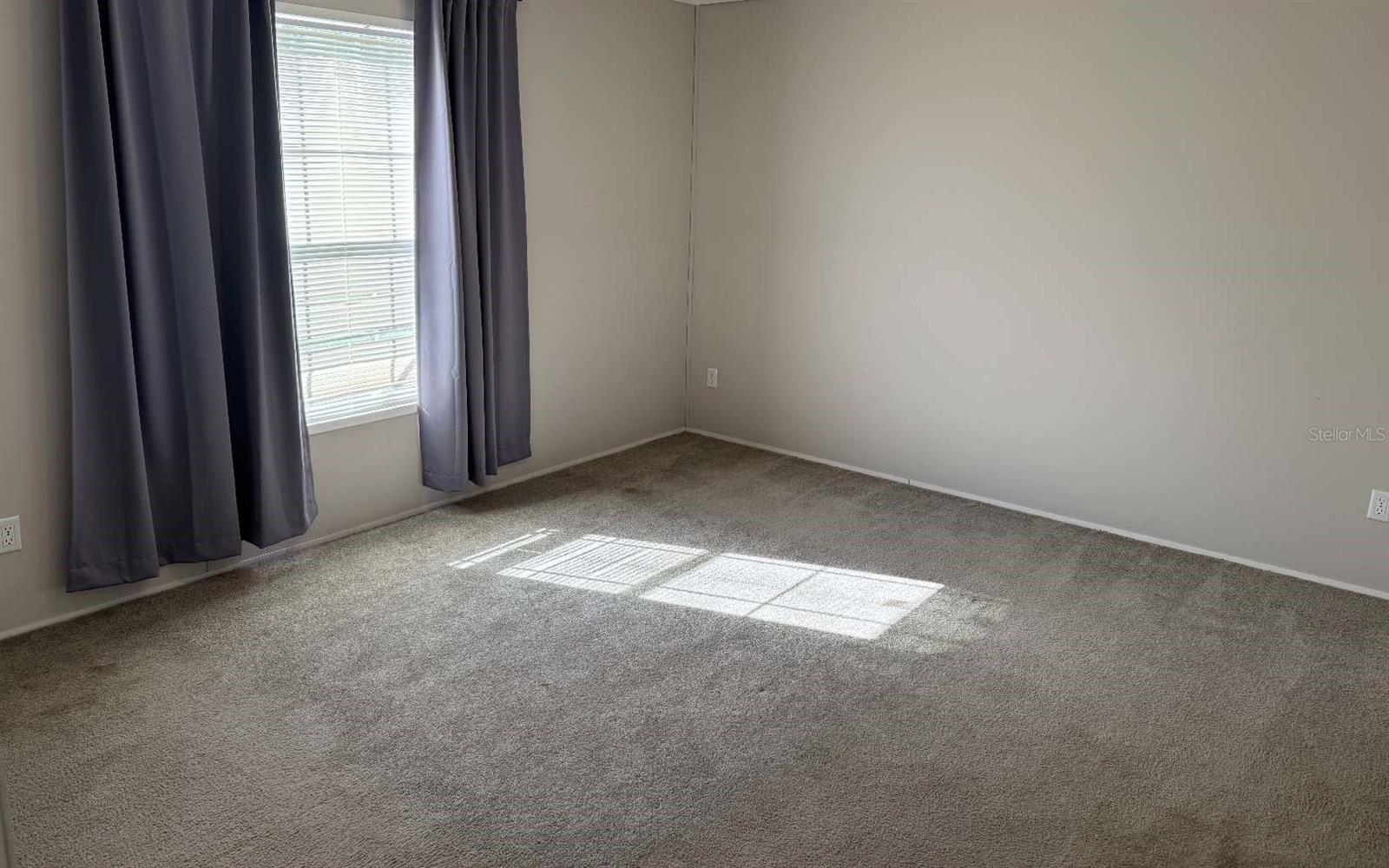 Image 11 of 27 For 12411 63rd Place