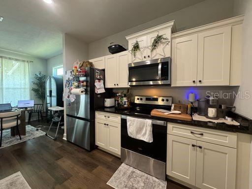 Image 3 of 11 For 12639 159th Way