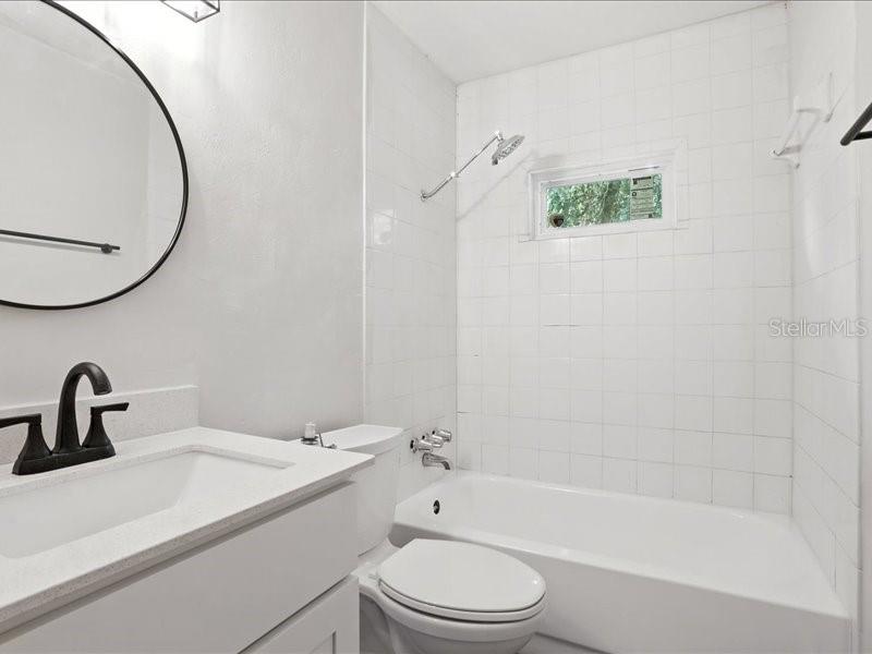 Image 17 of 18 For 25131 3rd Avenue