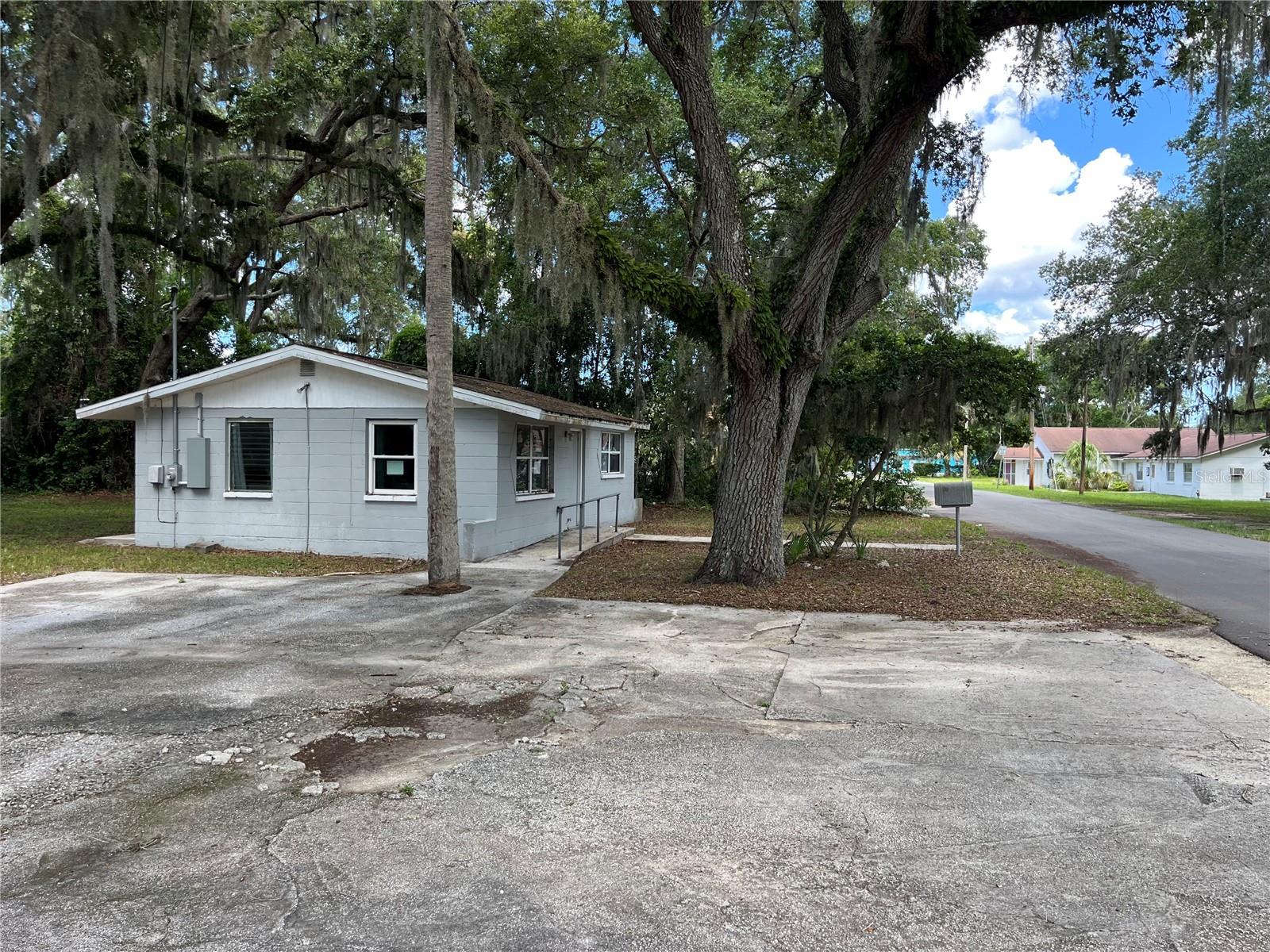 Image 5 of 16 For 654 2nd Street