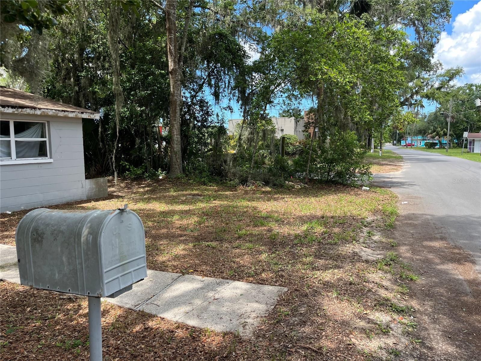 Image 8 of 16 For 654 2nd Street