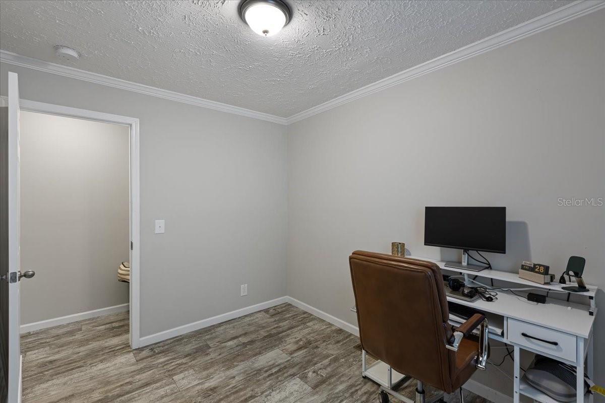 Image 16 of 29 For 7591 144 Street