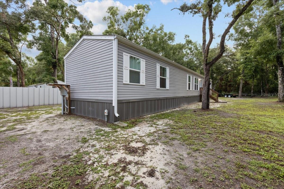 Image 21 of 29 For 7591 144 Street