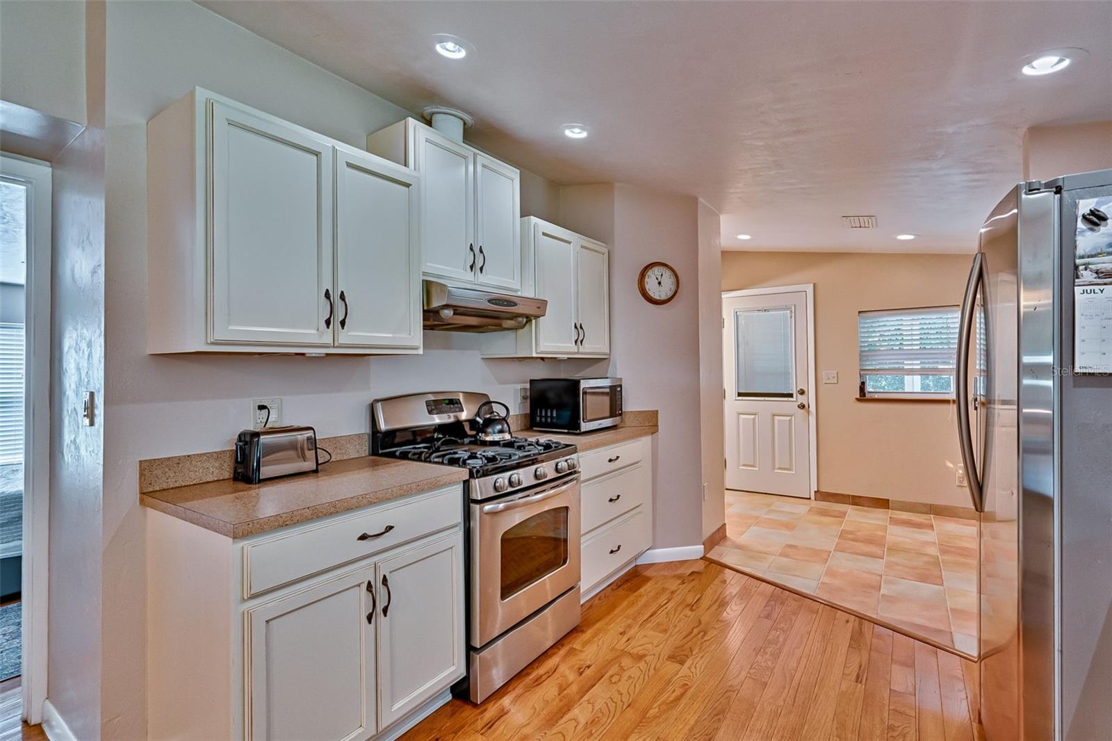 Image 13 of 66 For 9810 132nd Street