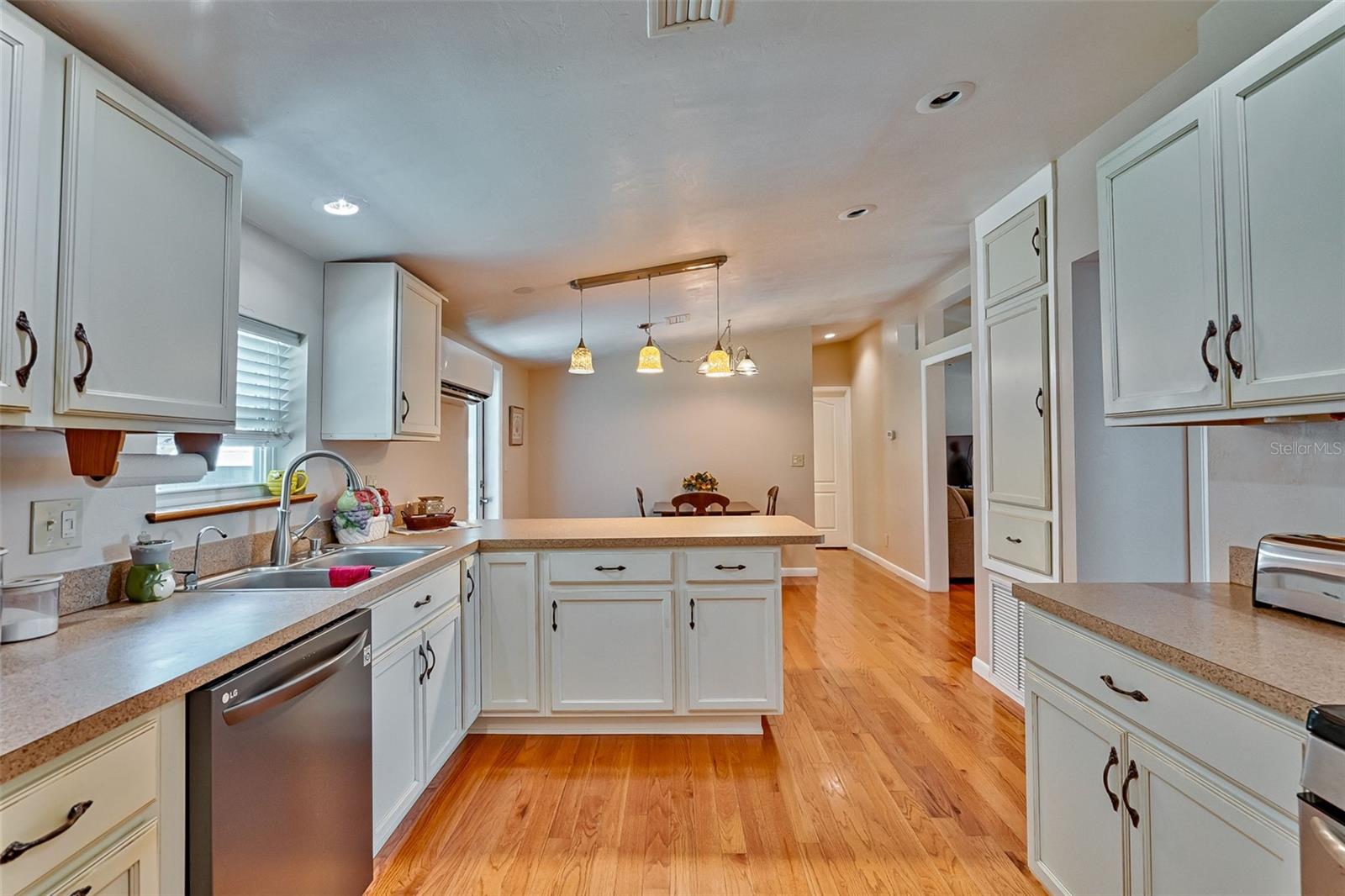 Image 15 of 66 For 9810 132nd Street