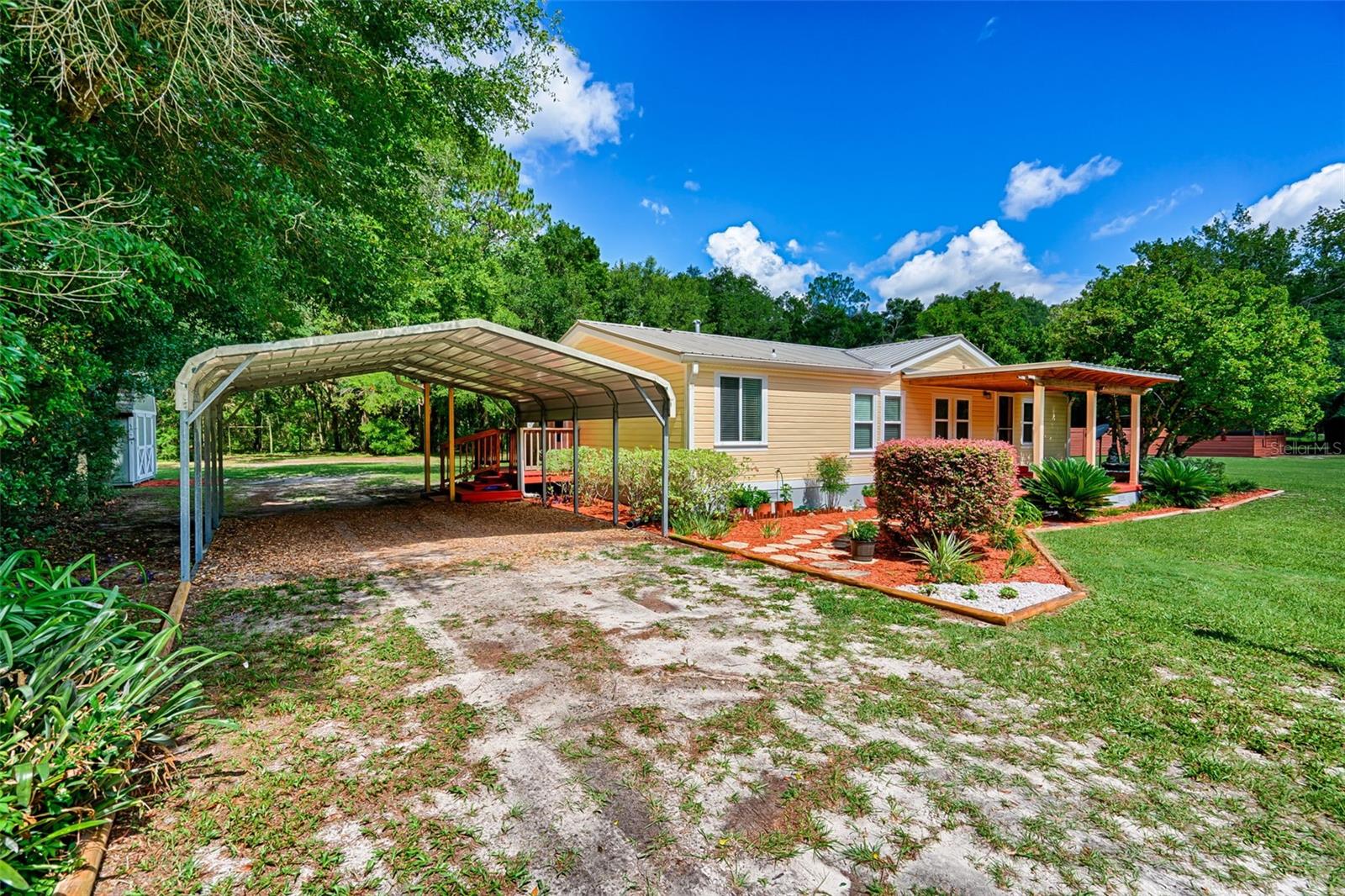 Image 4 of 66 For 9810 132nd Street