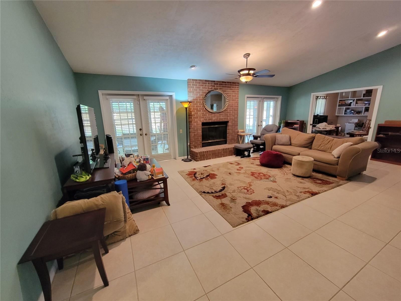 Image 4 of 23 For 2015 38th Drive
