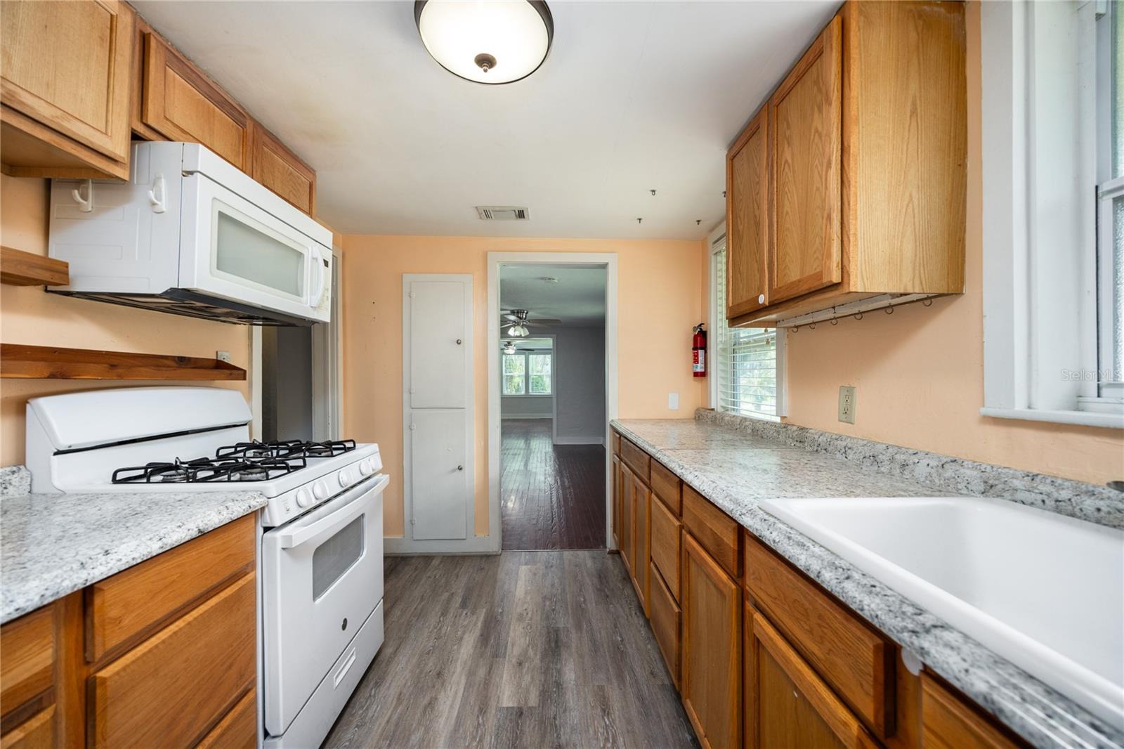Image 33 of 42 For 626 33rd Avenue