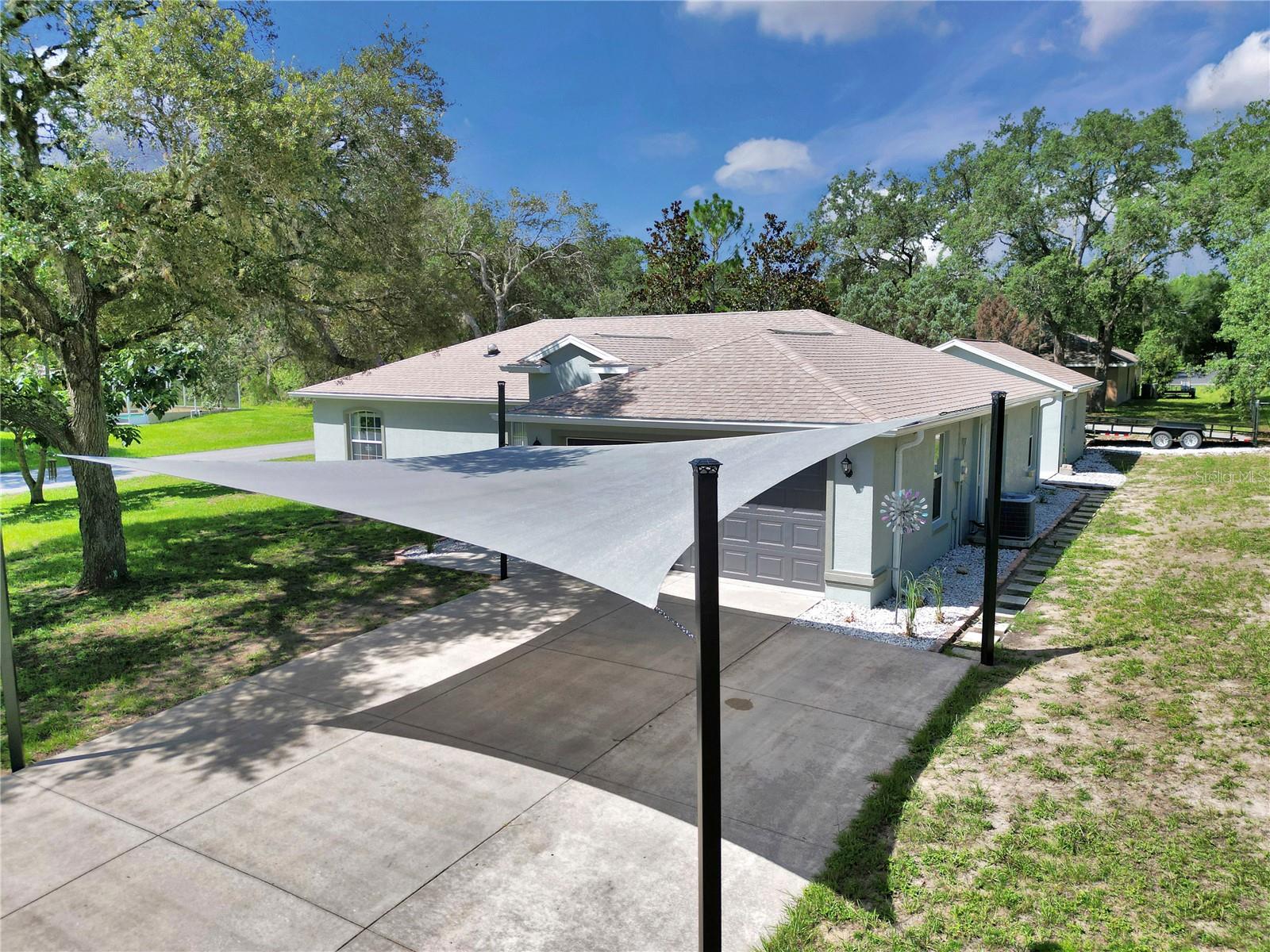 Listing photo id 0 for 8198 Brook Way