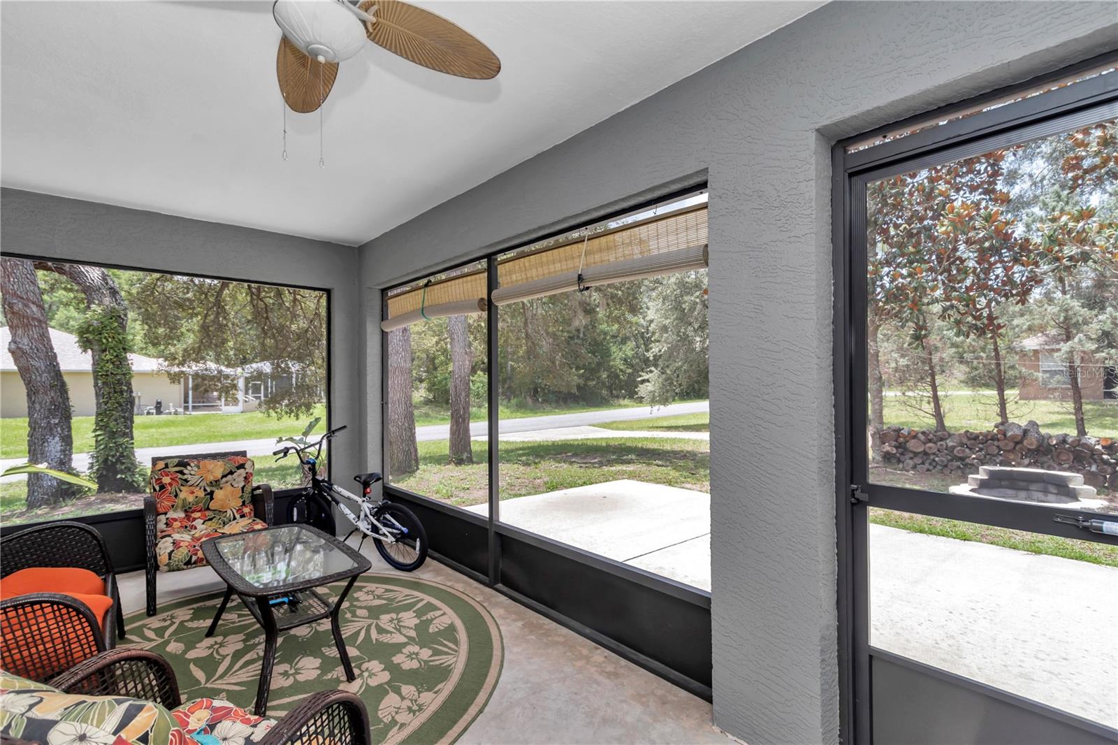 Listing photo id 32 for 8198 Brook Way
