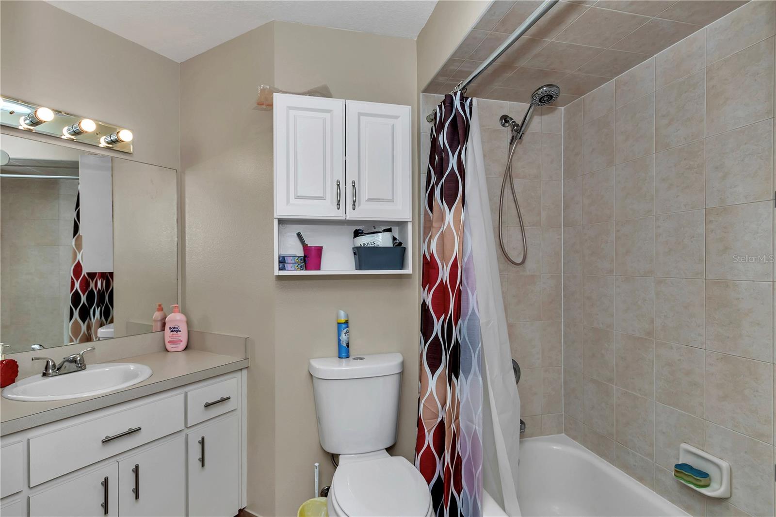 Listing photo id 38 for 8198 Brook Way