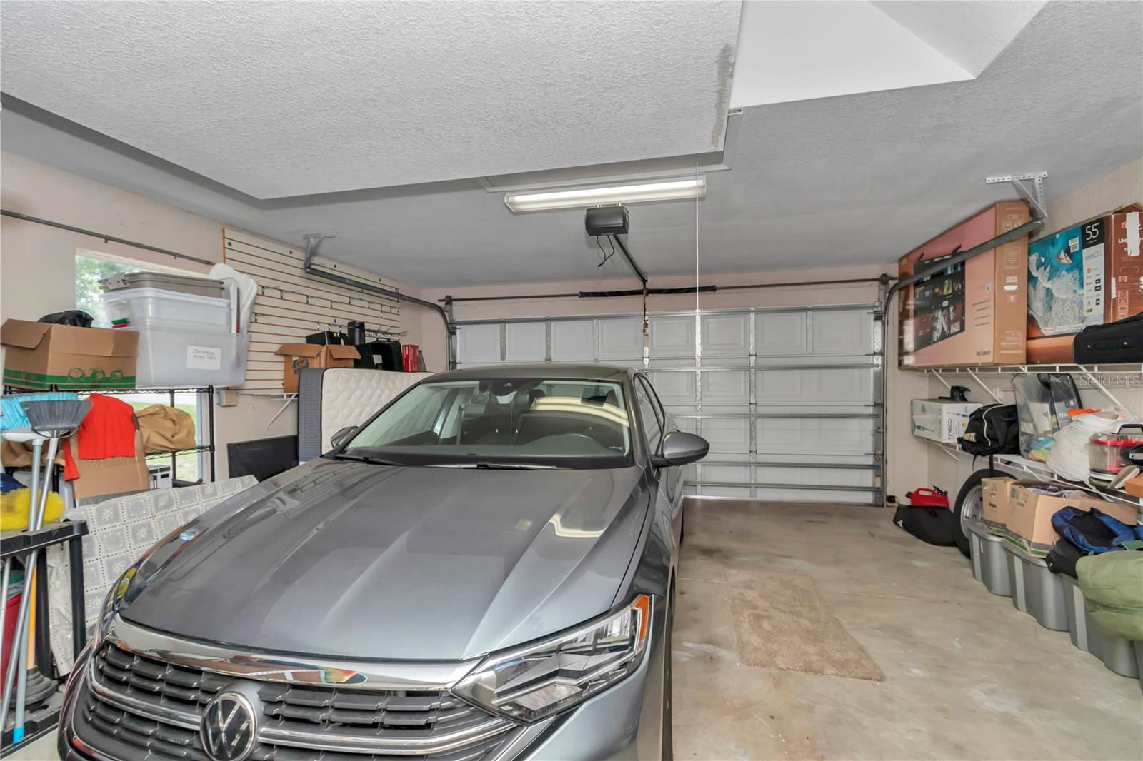Listing photo id 52 for 8198 Brook Way