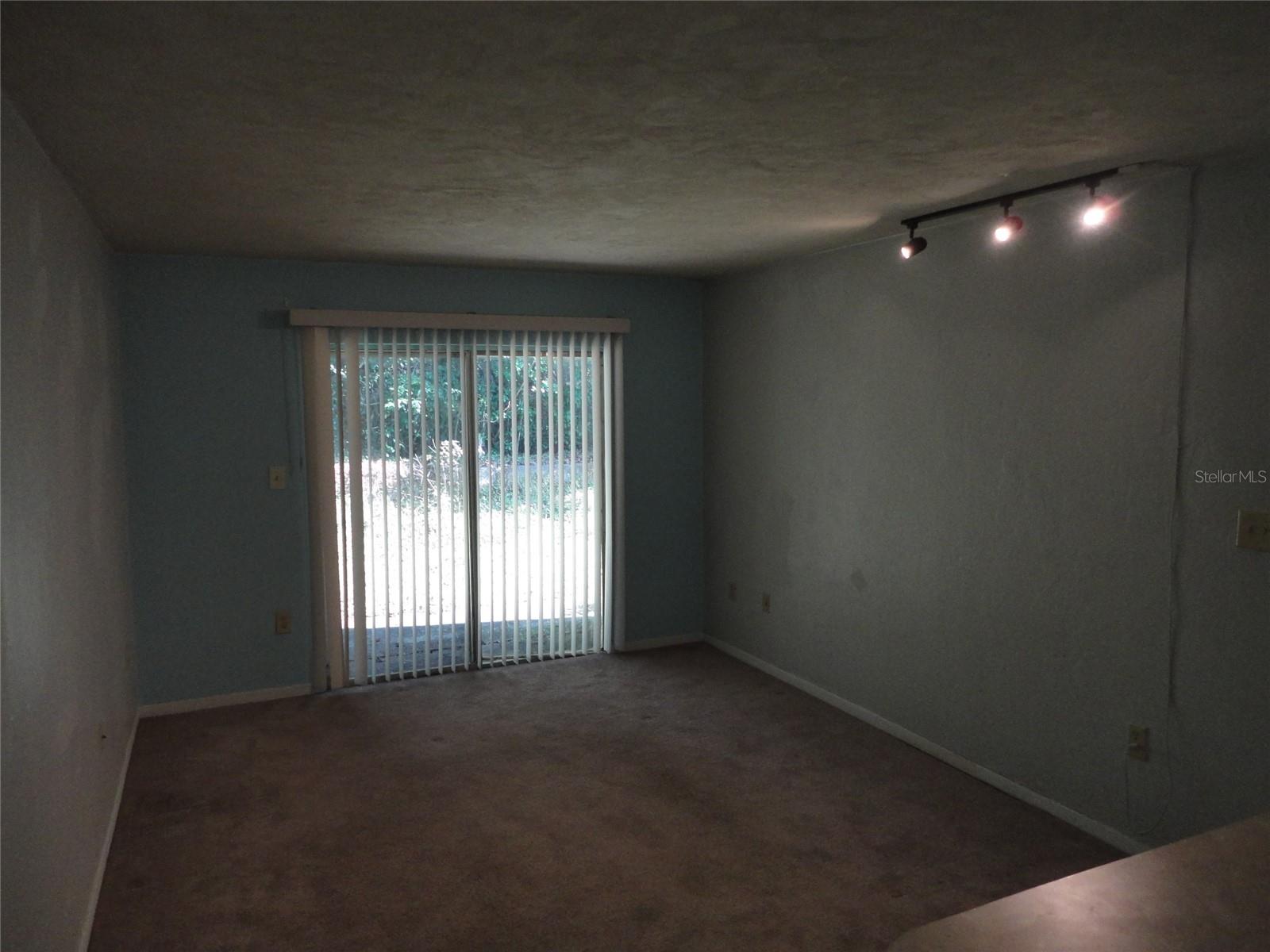 Image 2 of 8 For 1035 9th Street F4