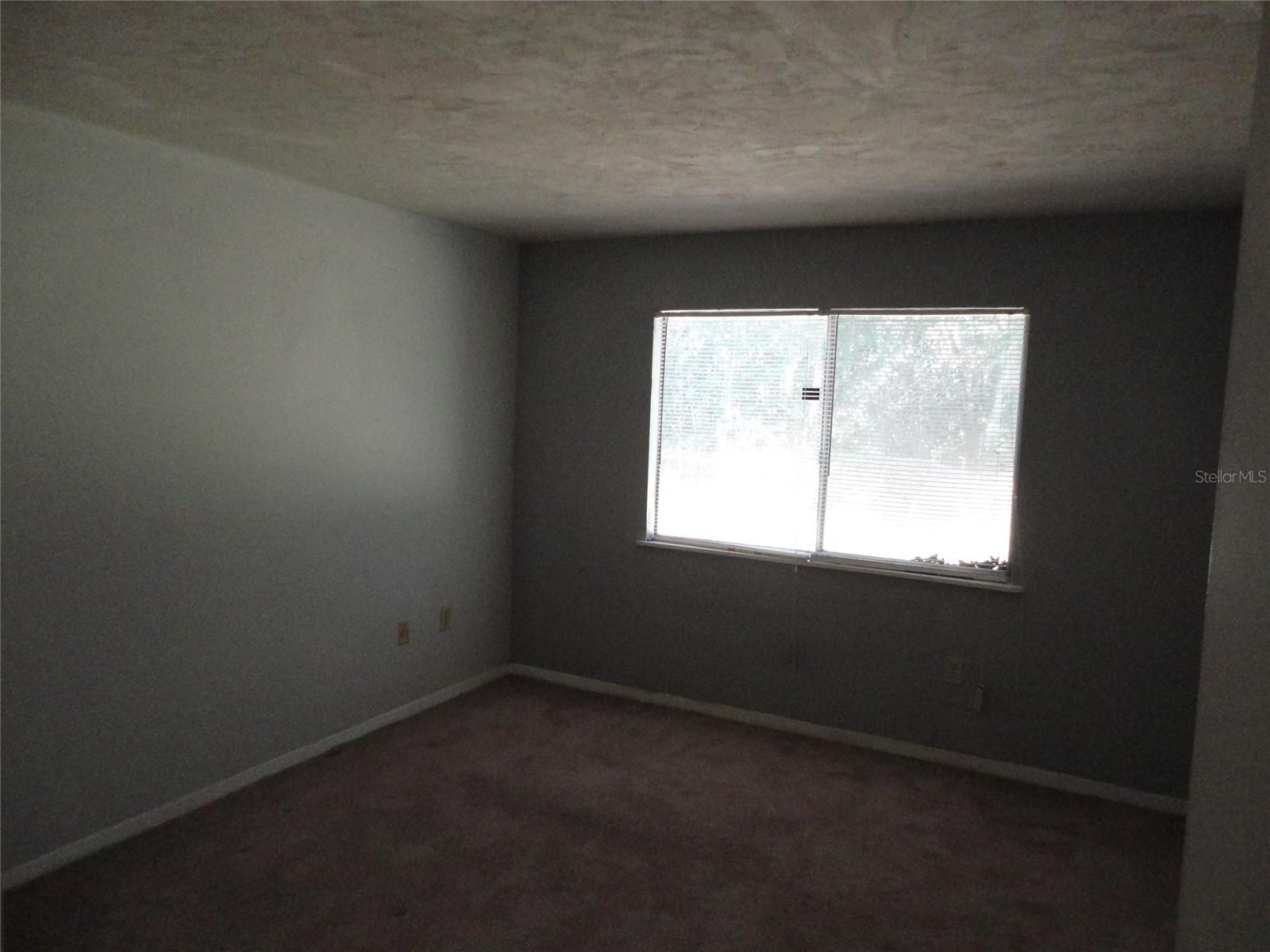 Image 5 of 8 For 1035 9th Street F4