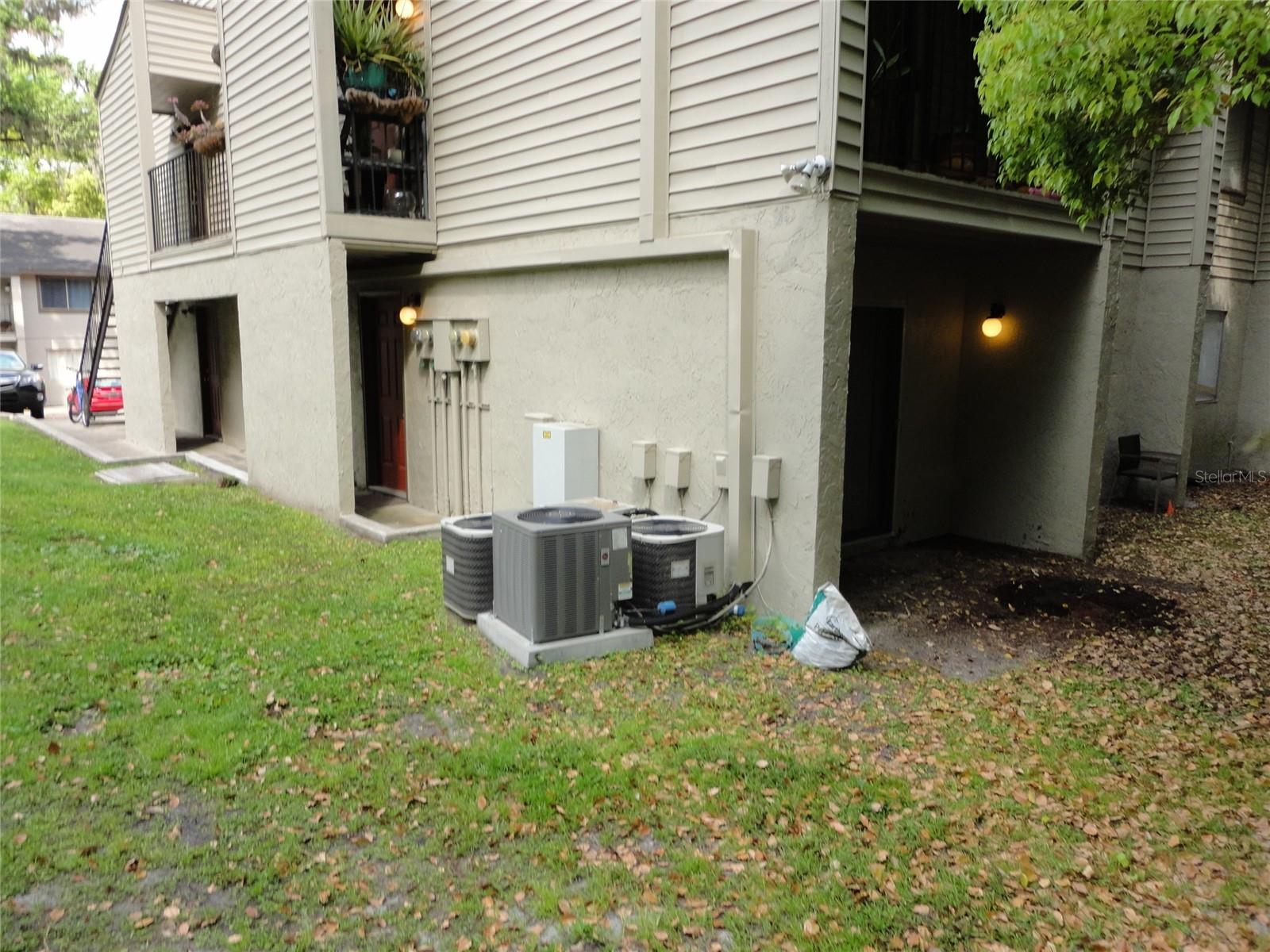 Image 8 of 8 For 1035 9th Street F4