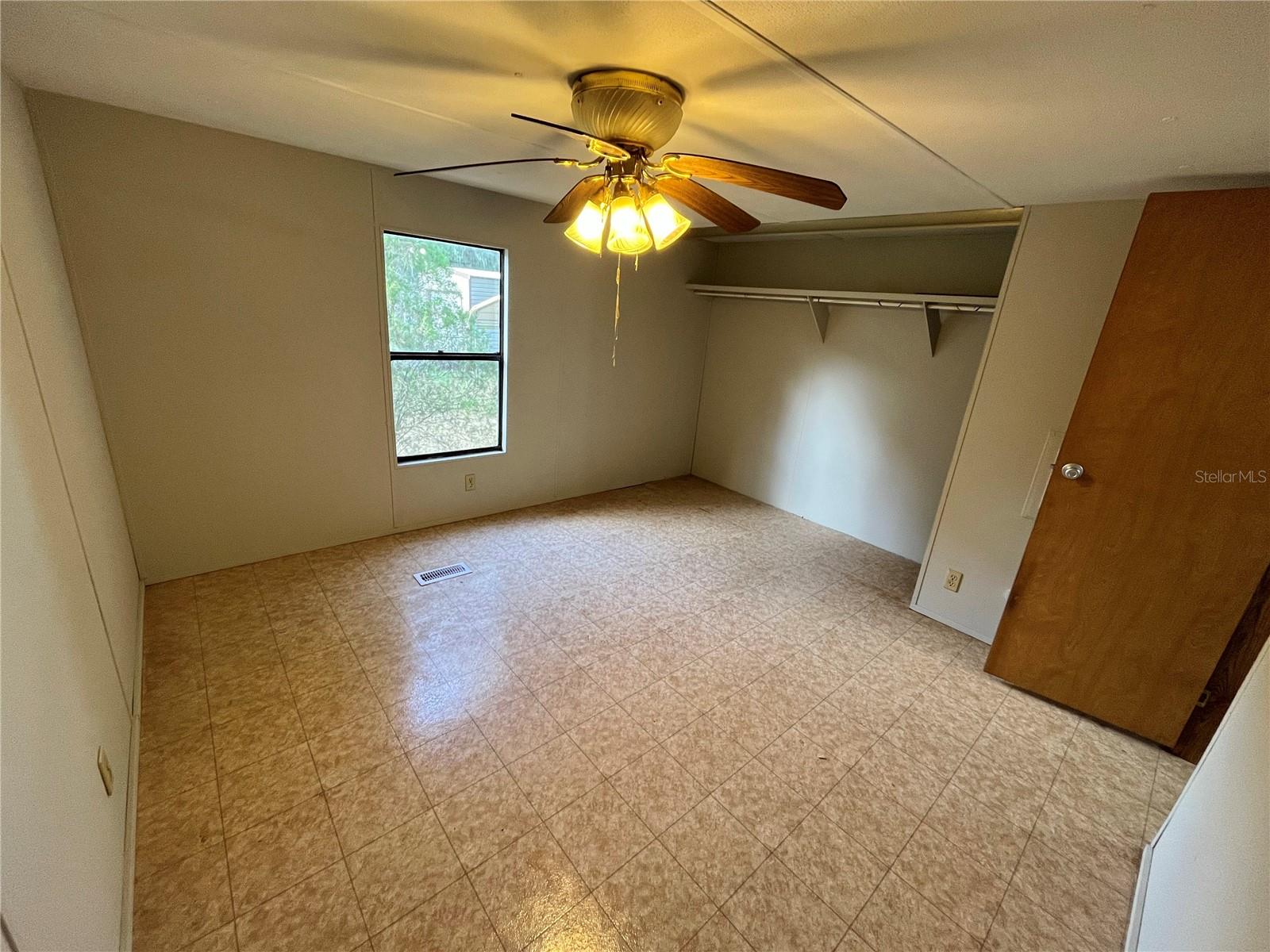 Image 11 of 18 For 11971 Campwest Drive