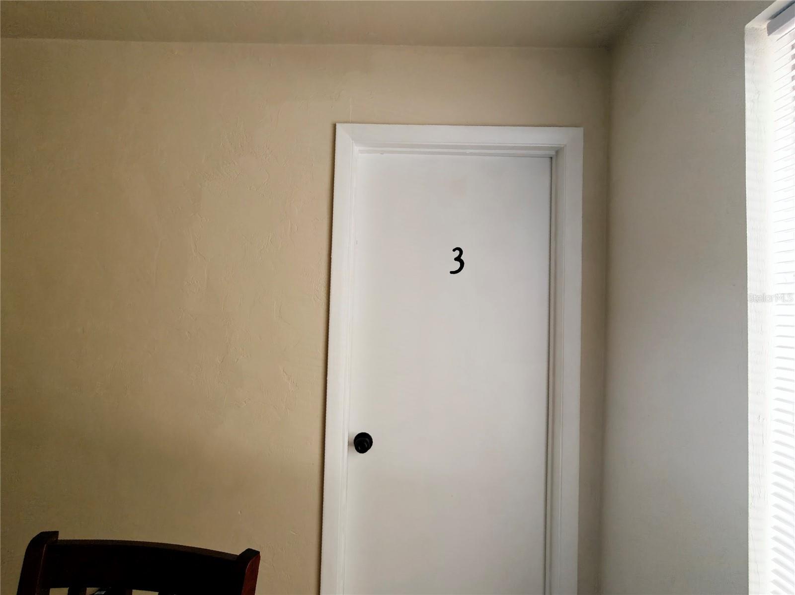 Image 14 of 19 For 4000 23rd Street 5-207 Room