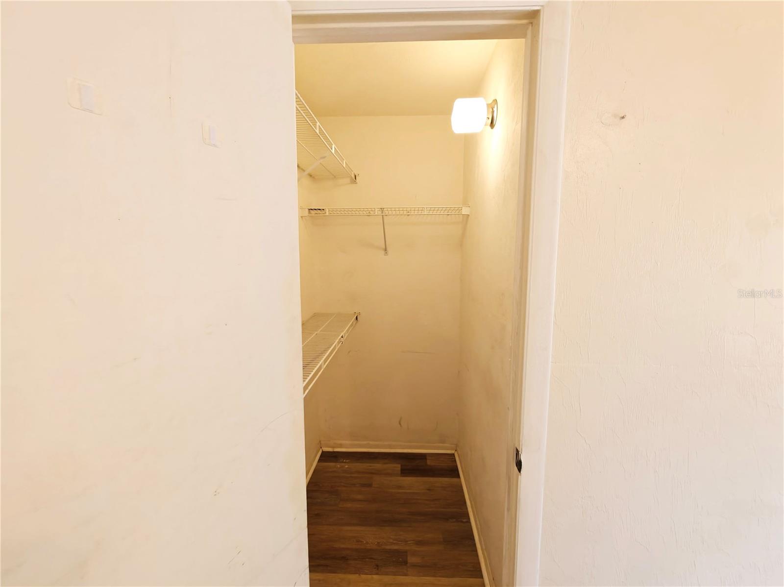 Image 18 of 19 For 4000 23rd Street 5-207 Room