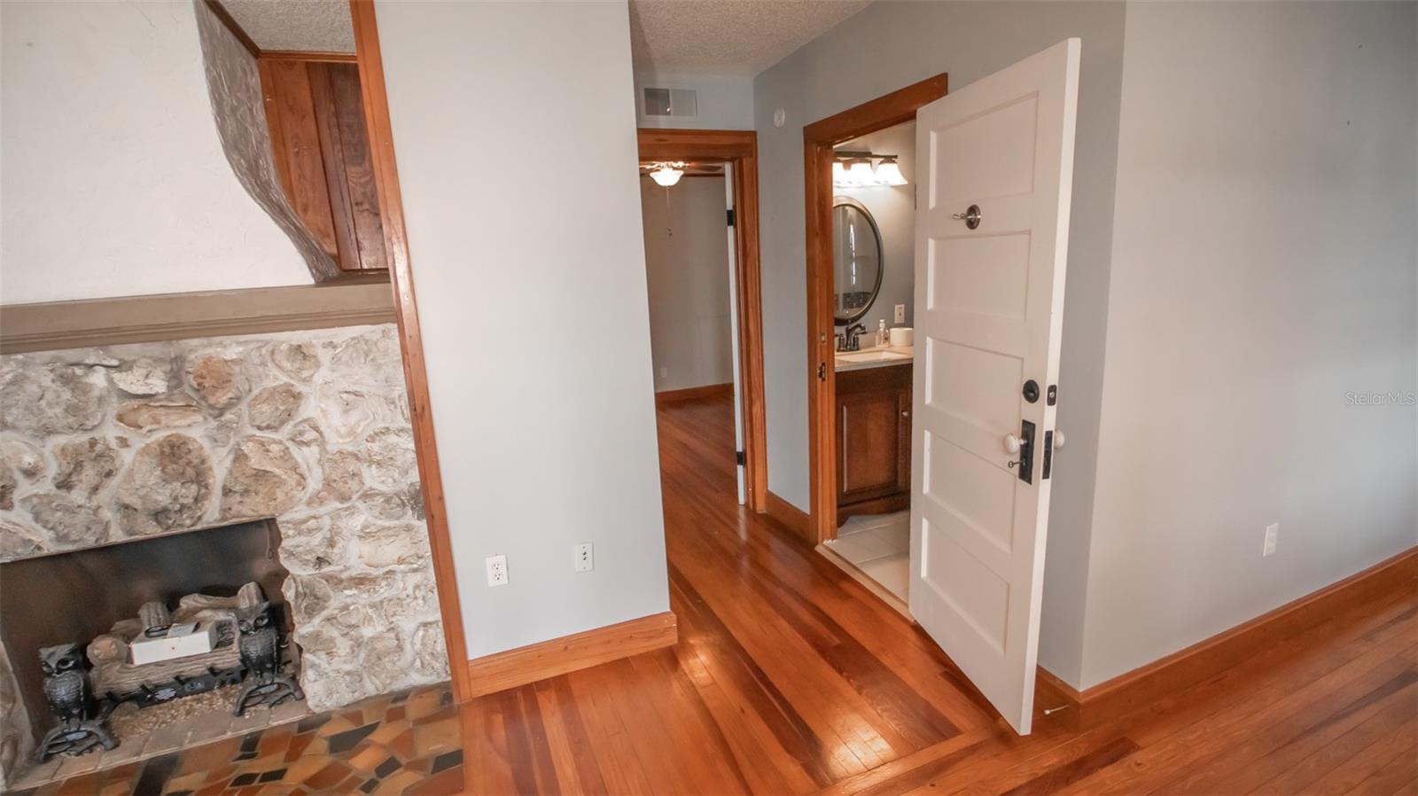 Image 10 of 34 For 7925 221st Street