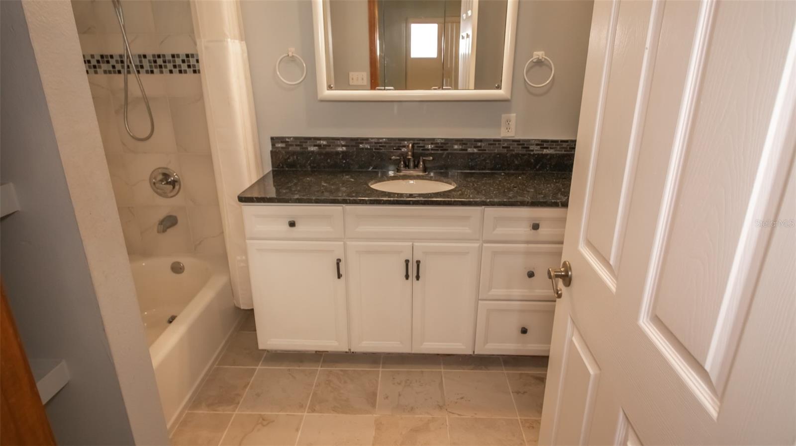 Image 16 of 34 For 7925 221st Street