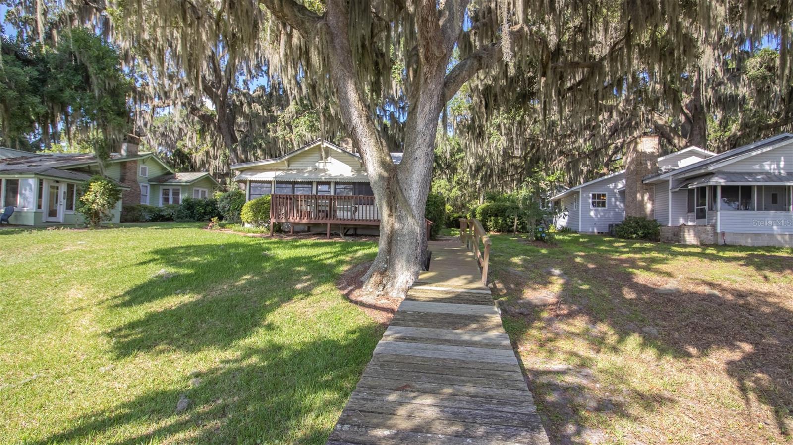 Image 33 of 34 For 7925 221st Street