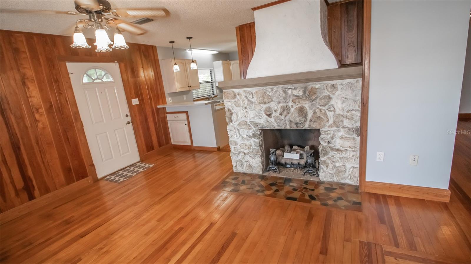 Image 9 of 34 For 7925 221st Street